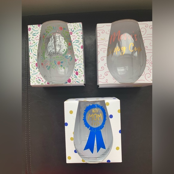 A set of 3 Mother's Day, Best Mom water or wine glasses Fig & Fern brand NWT - Picture 1 of 4